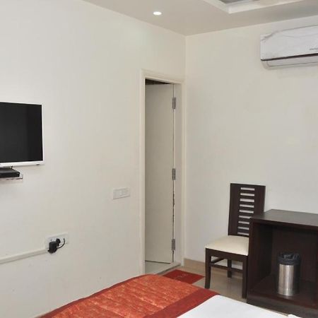 Hotel Al Gulzar Делі Екстер'єр фото
