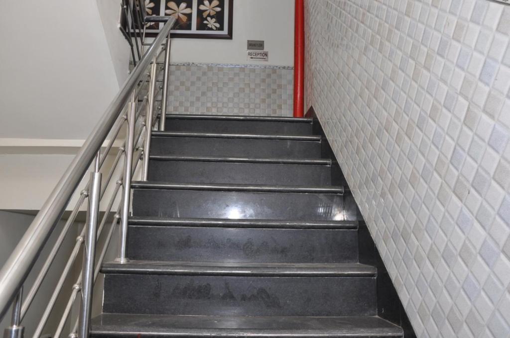 Hotel Al Gulzar Делі Екстер'єр фото